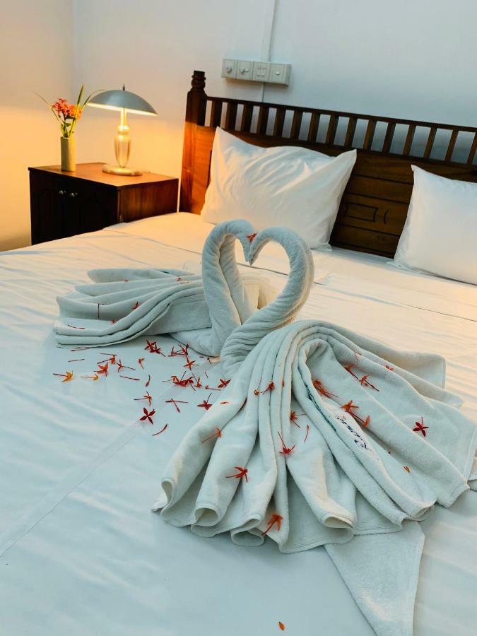 Randiyaepiliyagoda Resort Avissawella Extérieur photo
