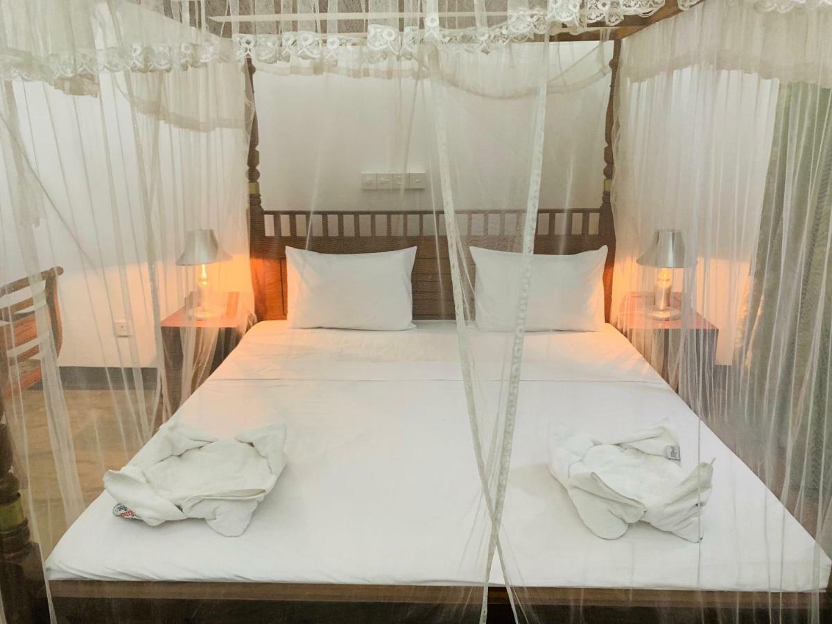 Randiyaepiliyagoda Resort Avissawella Extérieur photo